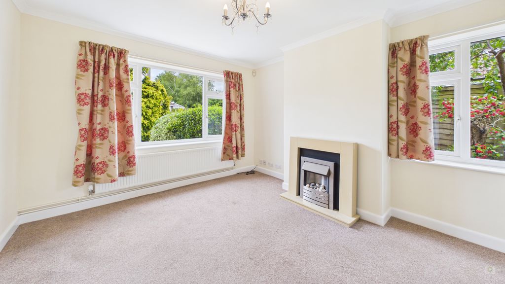 4 bed house for sale in Lightgate Road, South Petherton  - Property Image 2
