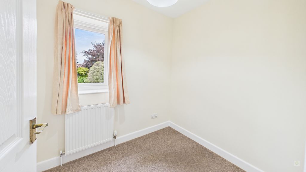 4 bed house for sale in Lightgate Road, South Petherton  - Property Image 12