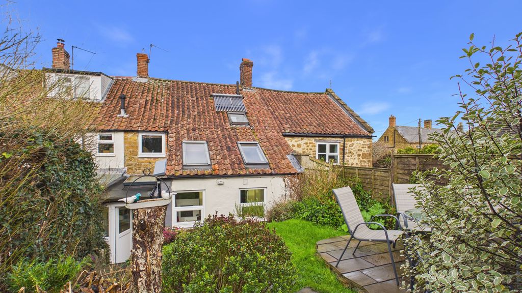 2 bed cottage for sale in Palmer Street, South Petherton 7