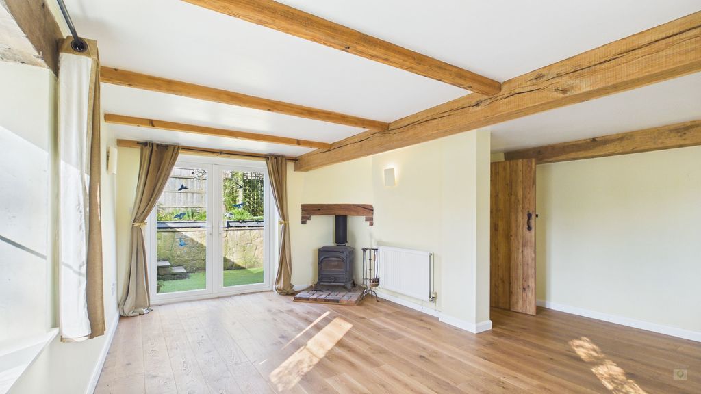 3 bed barn for sale in Silver Street, South Petherton  - Property Image 2