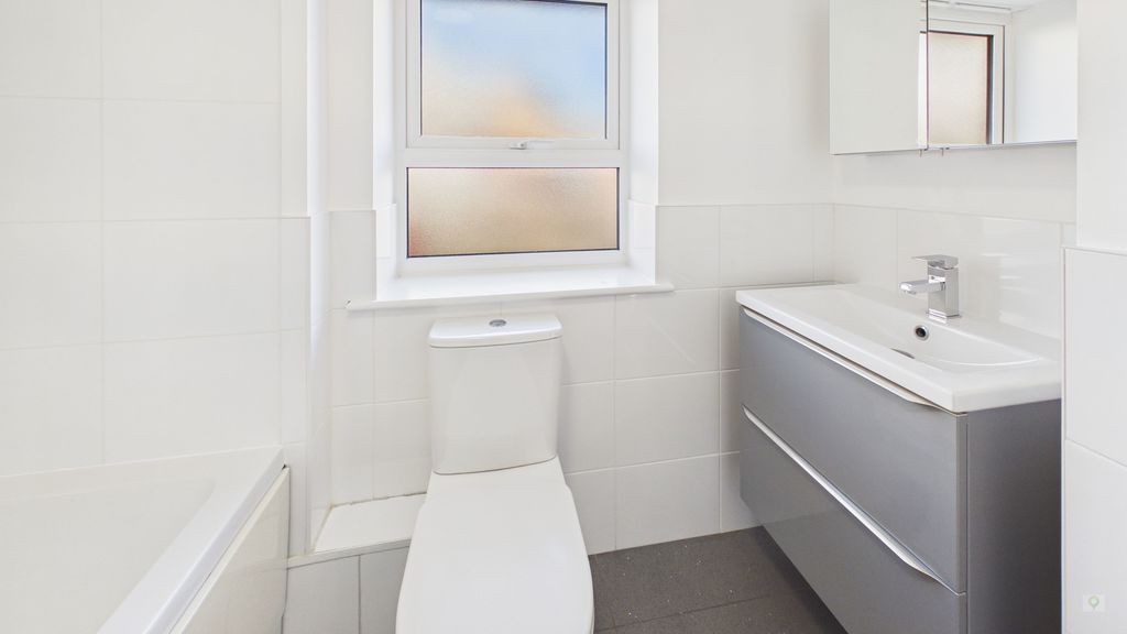 2 bed to rent in Great Mead, Yeovil 12