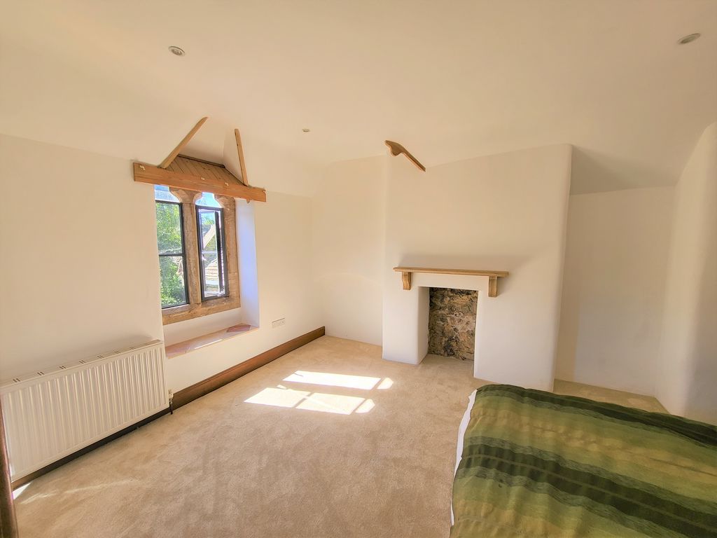 3 bed house for sale in The Old School Place, Sherborne  - Property Image 5