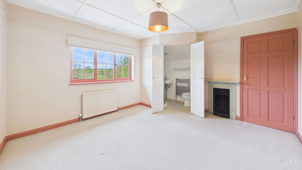 3 bed house to rent in Beacon Hill, Corton Denham  - Property Image 5