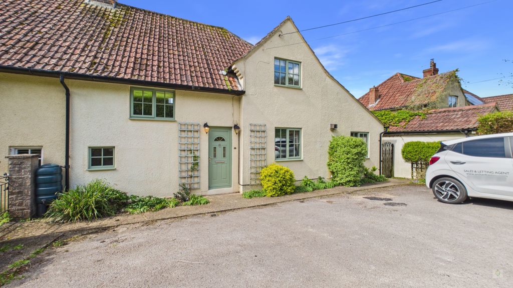 3 bed house to rent in Beacon Hill, Corton Denham  - Property Image 9