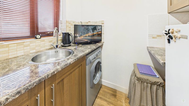 1 bed to rent in Hoopers Lane, Yeovil  - Property Image 2