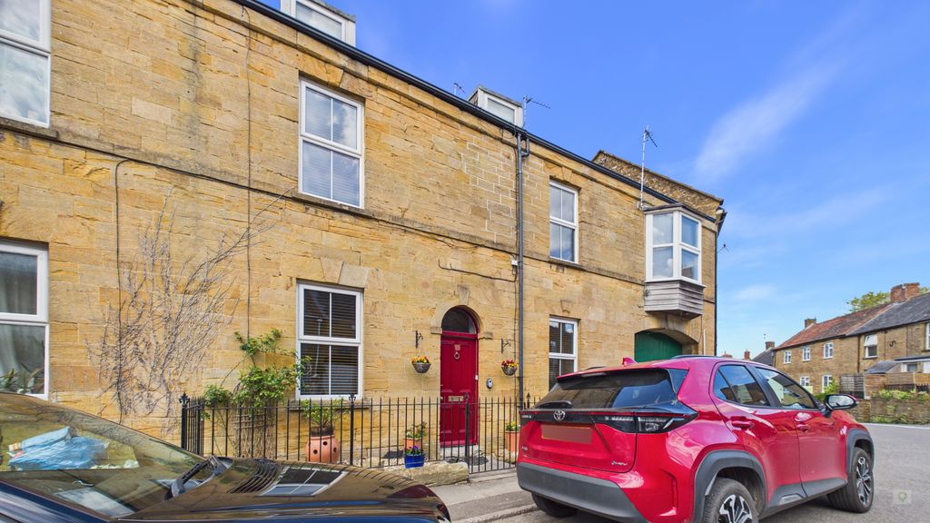 4 bed house for sale in West Street, Stoke-Sub-Hamdon - Property Image 1