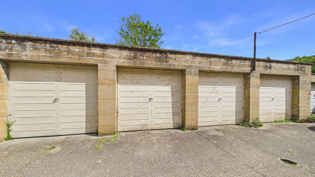 For sale in North Street, Stoke-Sub-Hamdon  - Property Image 4