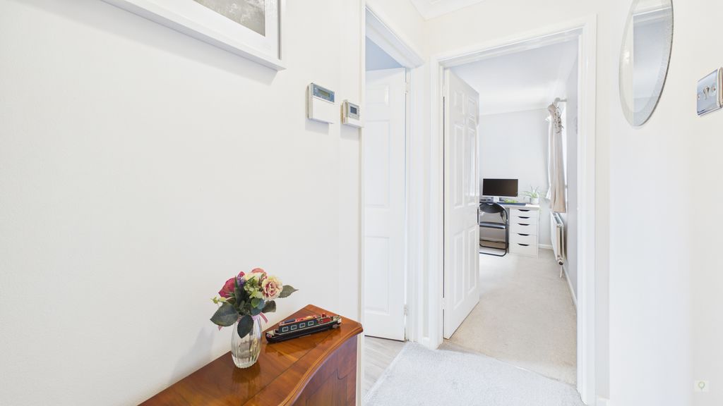 2 bed bungalow for sale in Symes Close, Crewkerne  - Property Image 9