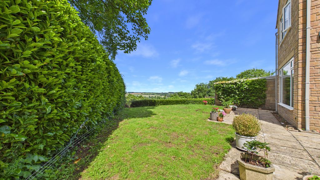 4 bed house for sale in Hinton Close, Hinton St. George  - Property Image 26