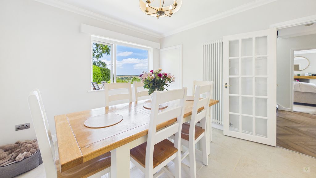 4 bed house for sale in Hinton Close, Hinton St. George 14