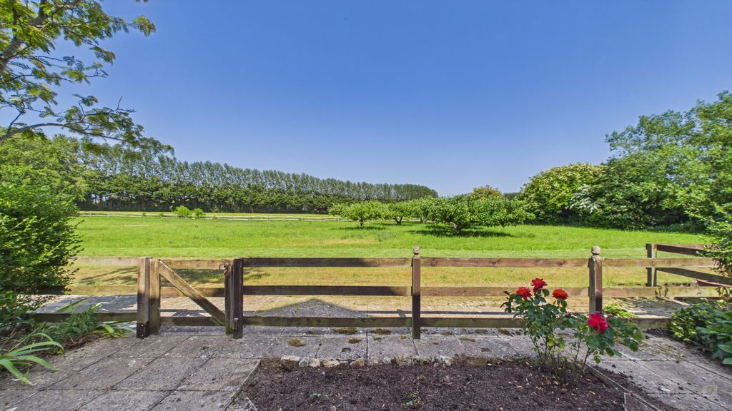 2 bed for sale in Hayes End Manor, South Petherton 11