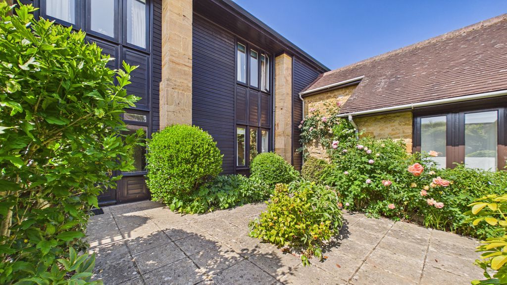 2 bed for sale in Hayes End Manor, South Petherton 10