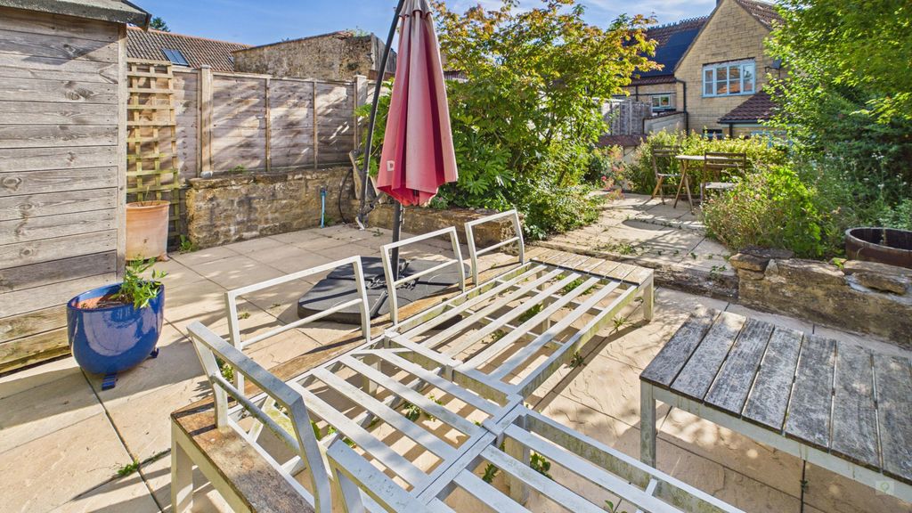 2 bed cottage for sale in North Street, Crewkerne 23
