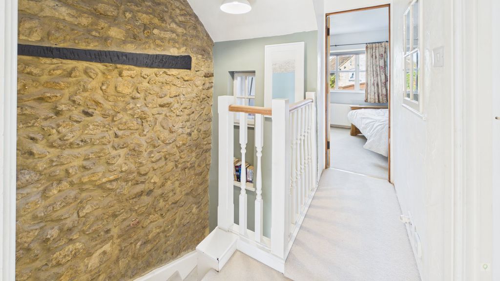 2 bed cottage for sale in North Street, Crewkerne 16