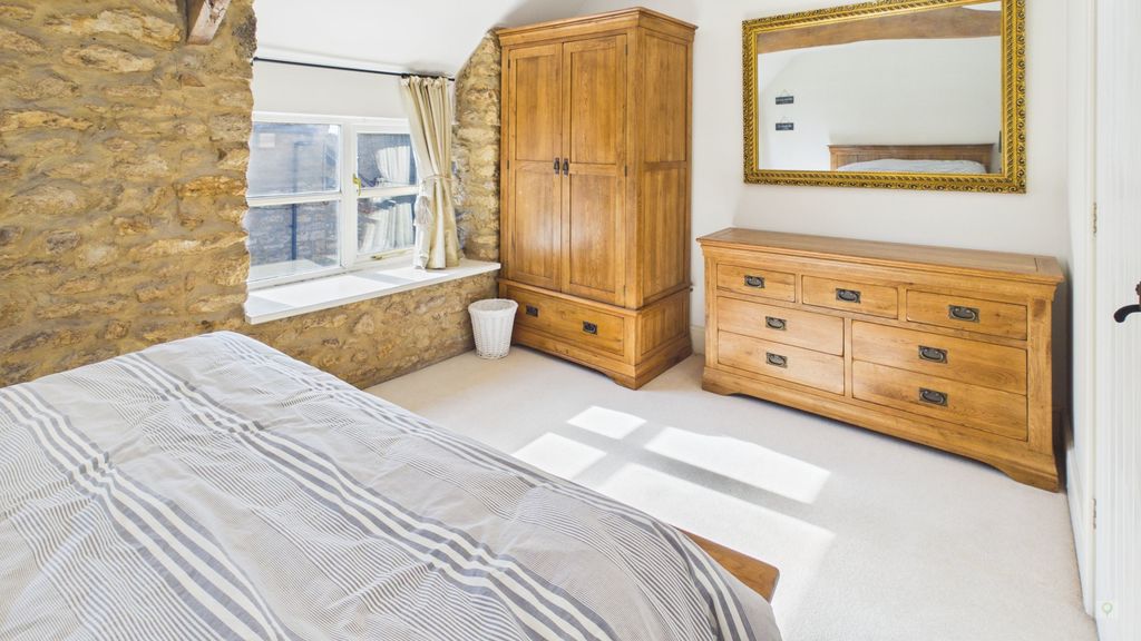 2 bed cottage for sale in North Street, Crewkerne  - Property Image 19