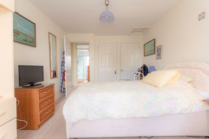 2 bed house to rent in St Elizabeths Way, South Petherton 5
