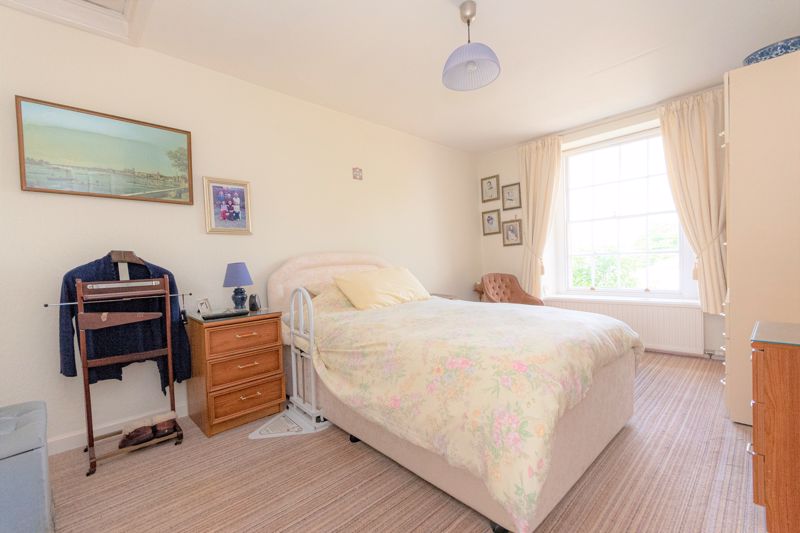 2 bed house to rent in St Elizabeths Way, South Petherton 4