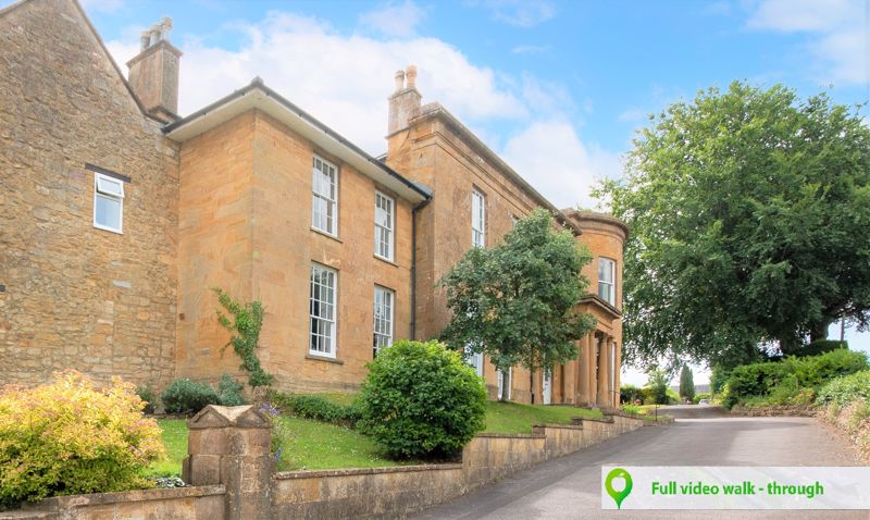 2 bed house to rent in St Elizabeths Way, South Petherton, TA13