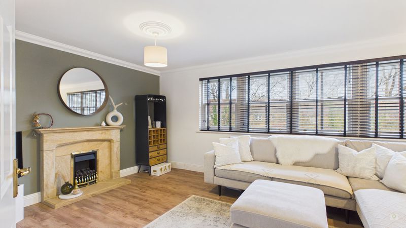 4 bed to rent in Brocks Mount, Stoke-Sub-Hamdon  - Property Image 2
