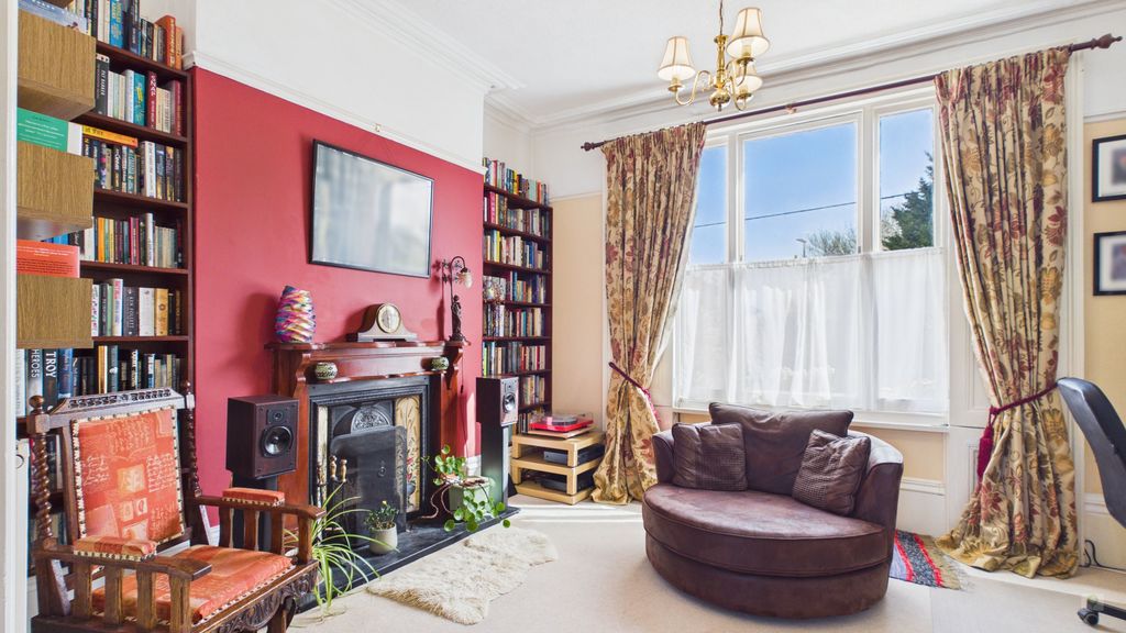 3 bed for sale in Preston Road, Yeovil 1