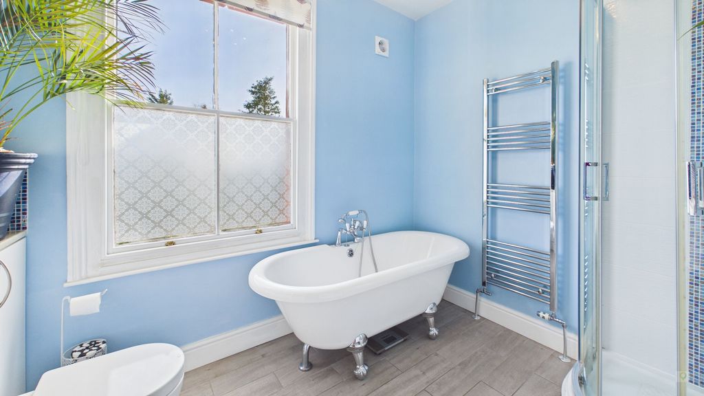 3 bed for sale in Preston Road, Yeovil  - Property Image 7
