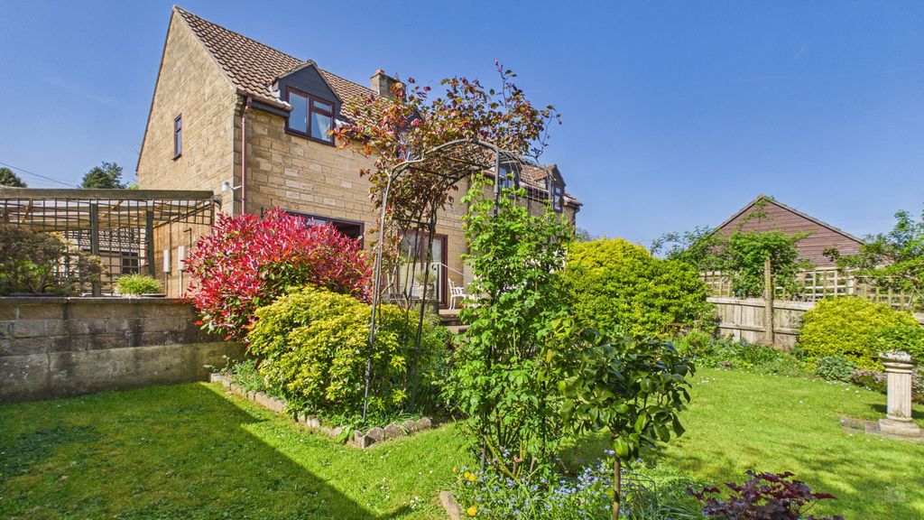 3 bed house for sale in North Street, South Petherton 14