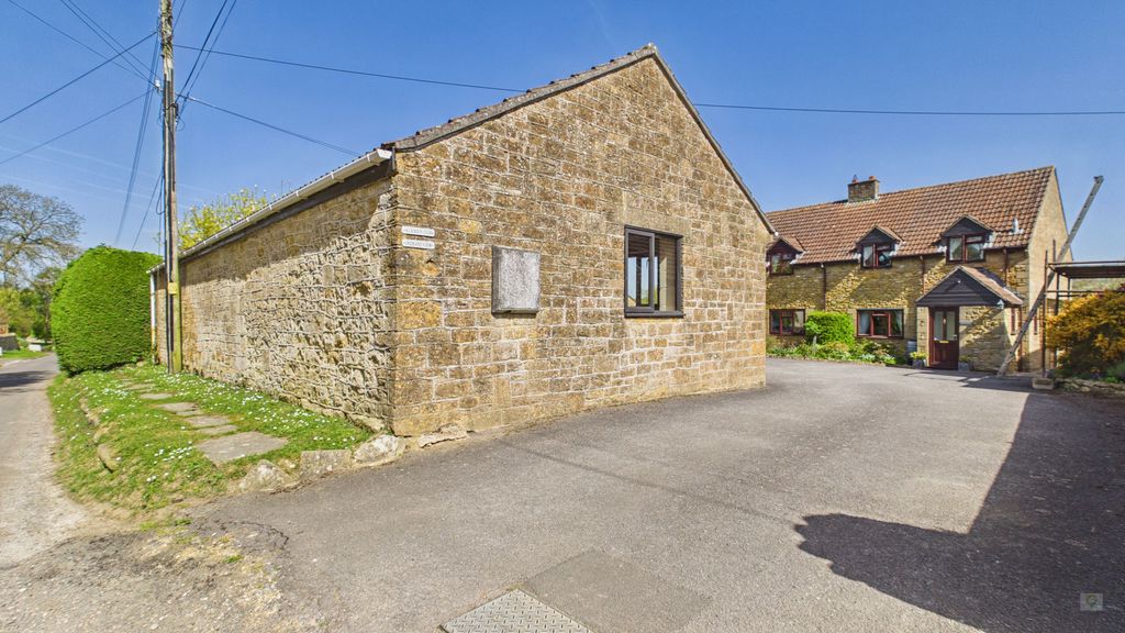 3 bed house for sale in North Street, South Petherton 20
