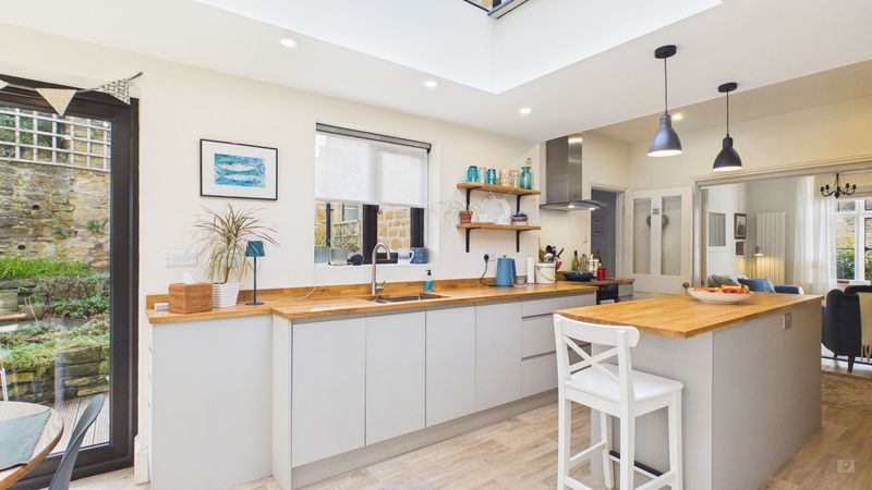 4 bed house for sale in North Street, Stoke sub Hamdon 3