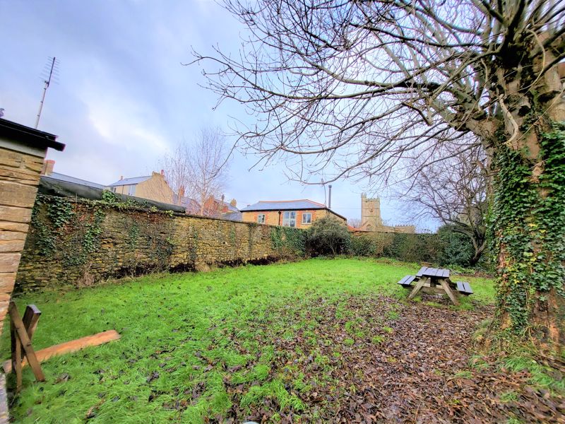 1 bed cottage to rent in Market Square, Crewkerne  - Property Image 7