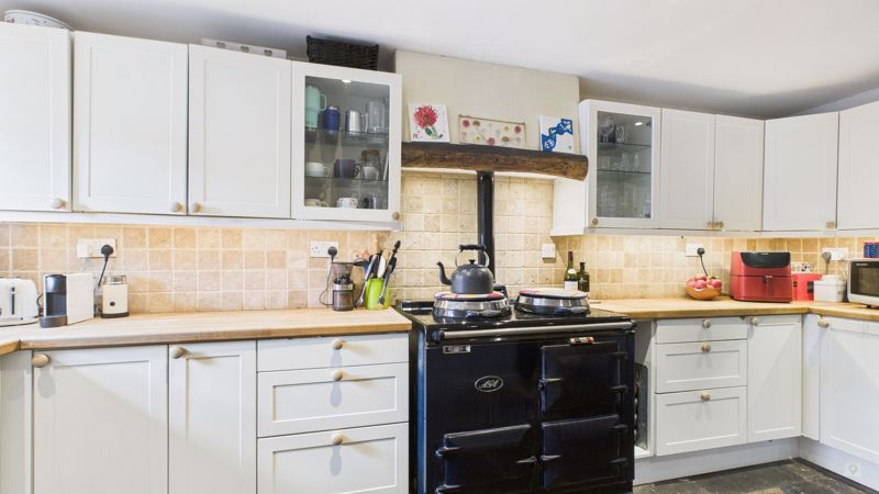 3 bed cottage for sale in Shiremoor Hill, Merriott  - Property Image 2