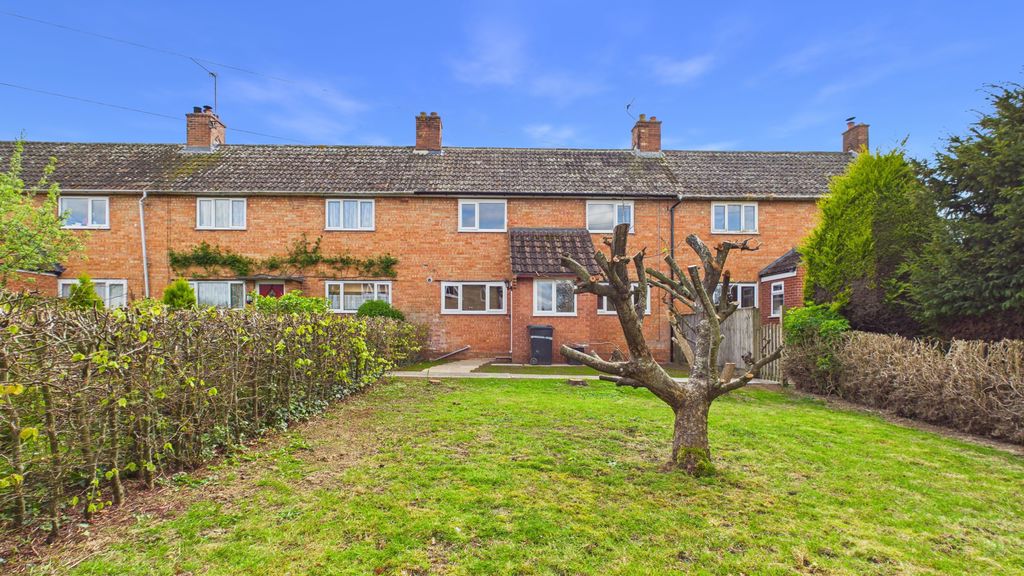 4 bed house to rent in Witcombe Lane, Martock, TA12