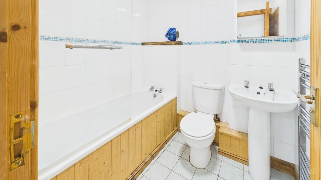 4 bed house to rent in Witcombe Lane, Martock  - Property Image 17