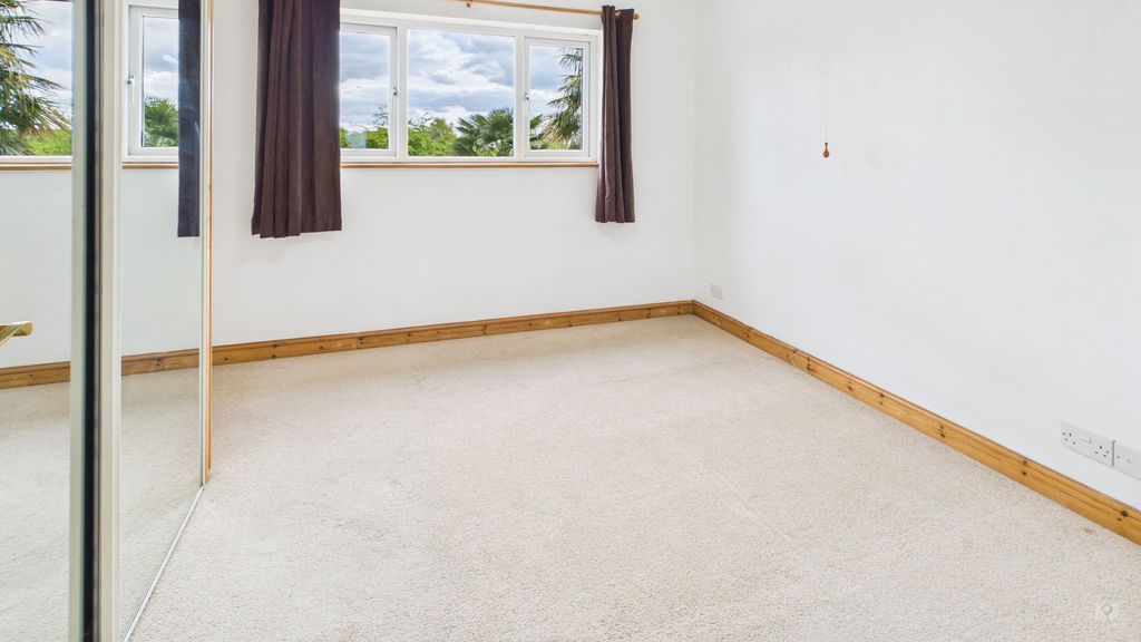 4 bed house to rent in Witcombe Lane, Martock  - Property Image 5