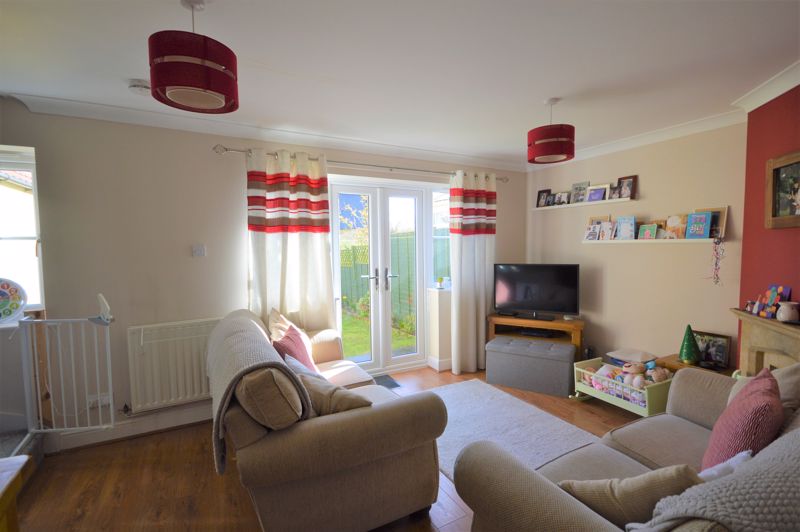 3 bed house to rent in Becks Field, Stoke-Sub-Hamdon  - Property Image 2