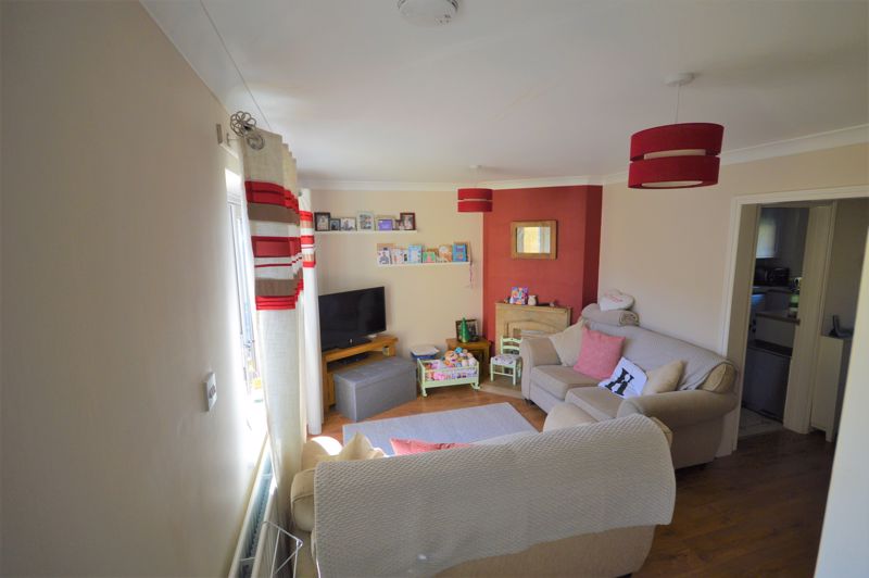 3 bed house to rent in Becks Field, Stoke-Sub-Hamdon 2