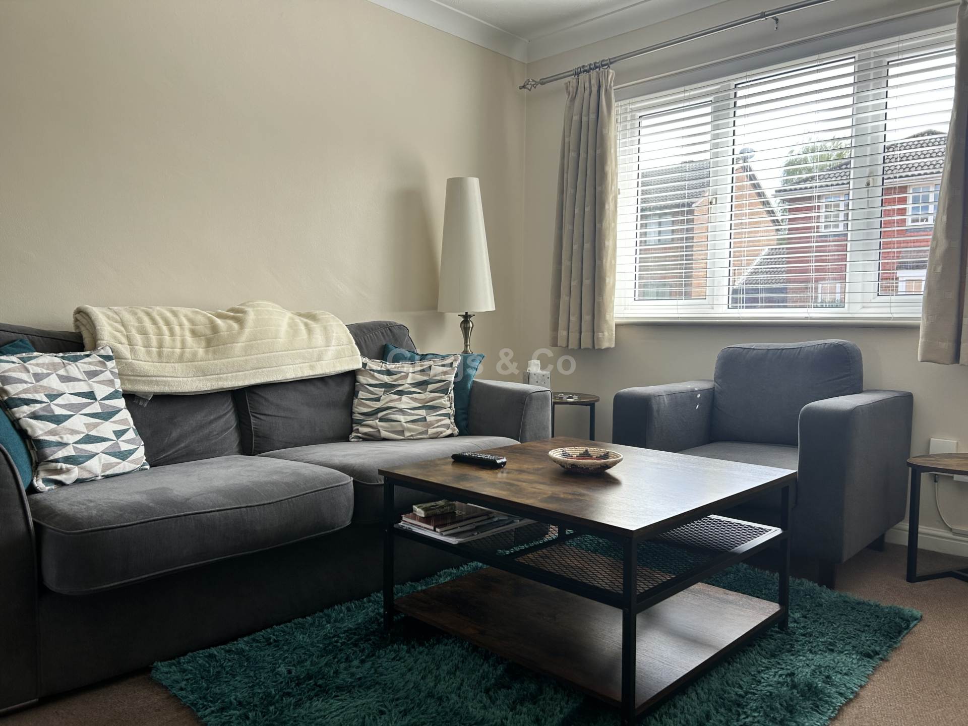 2 bed house to rent in Caernarvon Road, St Neots 1