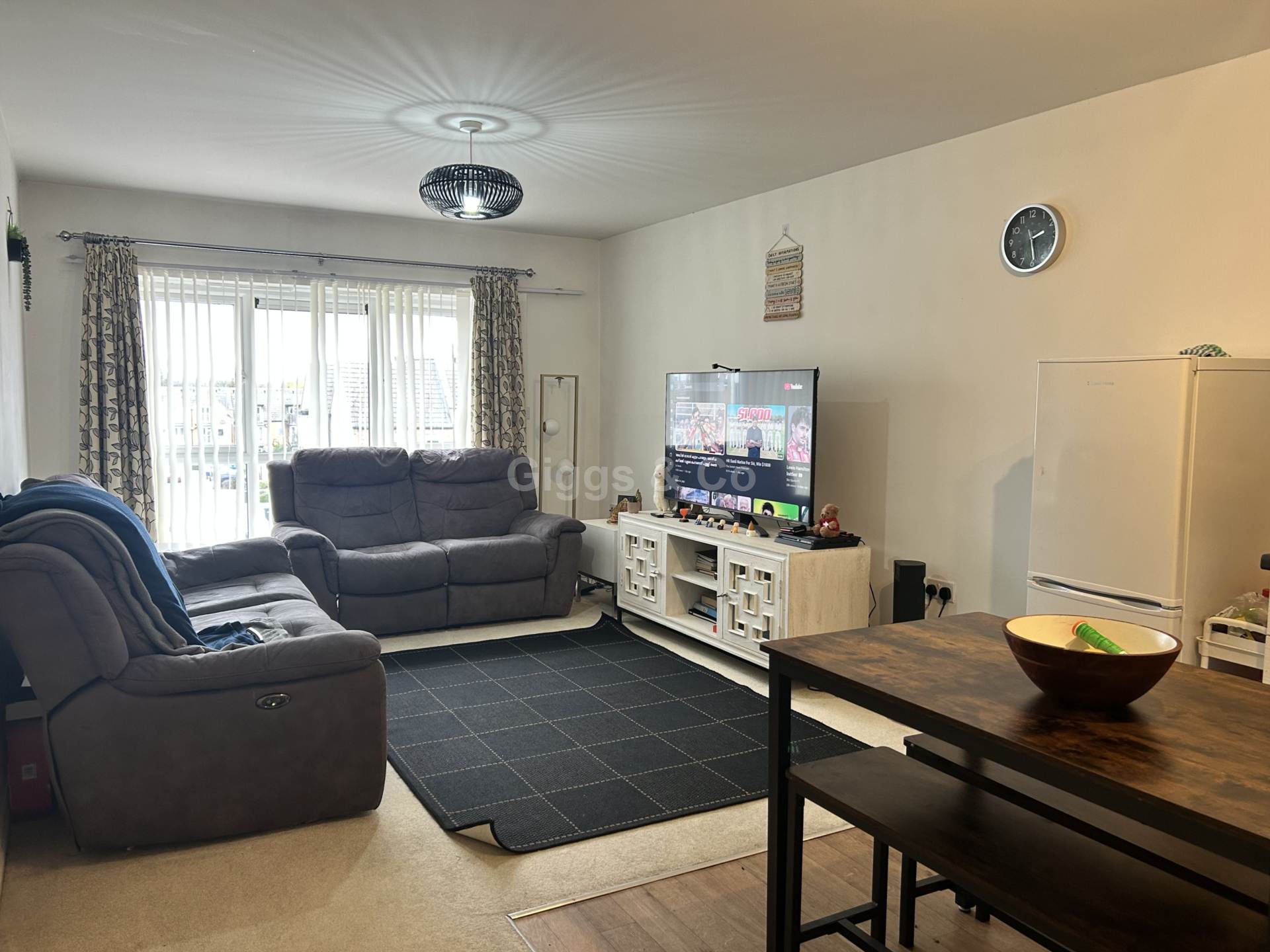 2 bed flat to rent in Marbled White Court, St Neots  - Property Image 2