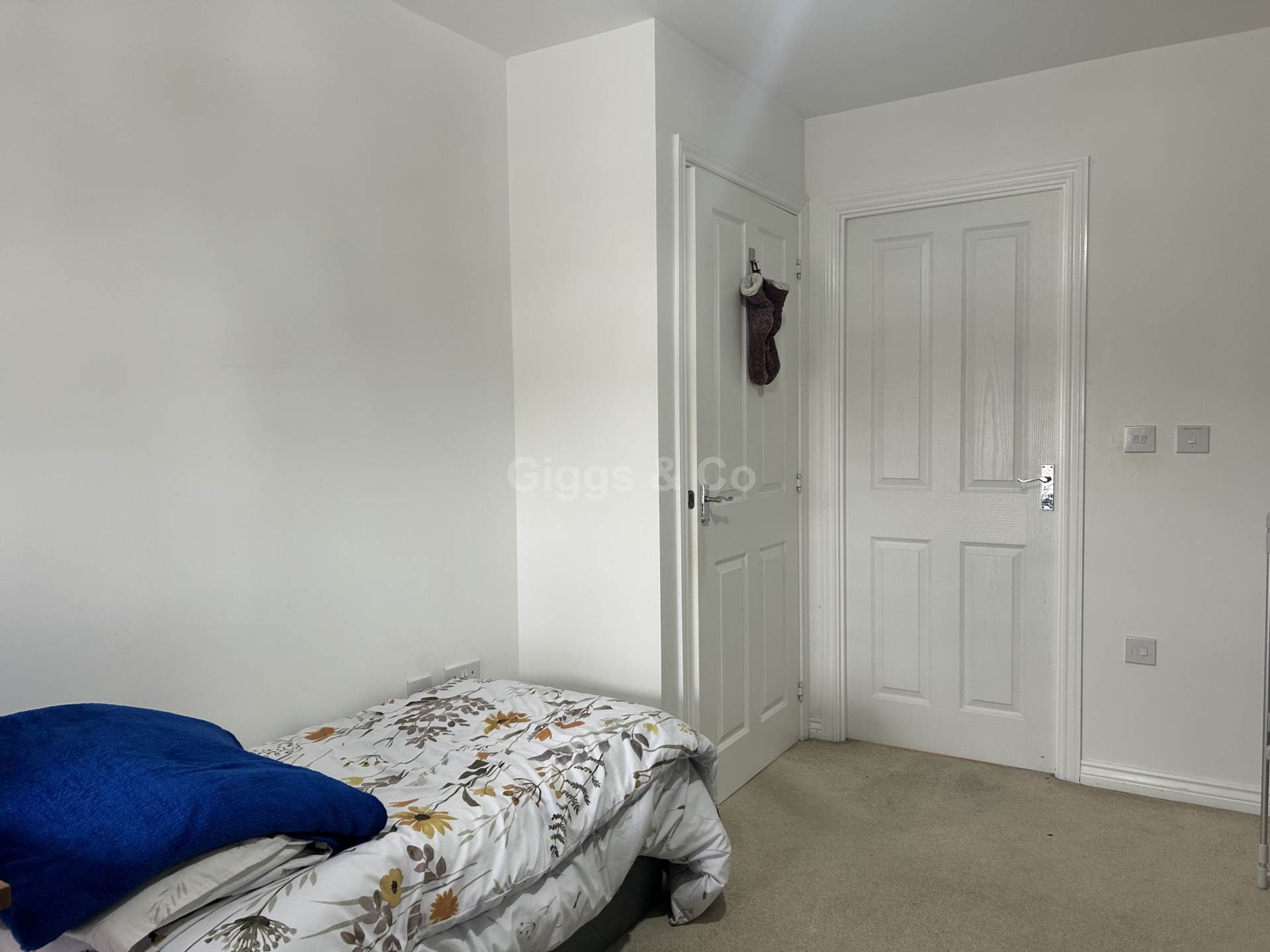 2 bed flat to rent in Marbled White Court, St Neots  - Property Image 10