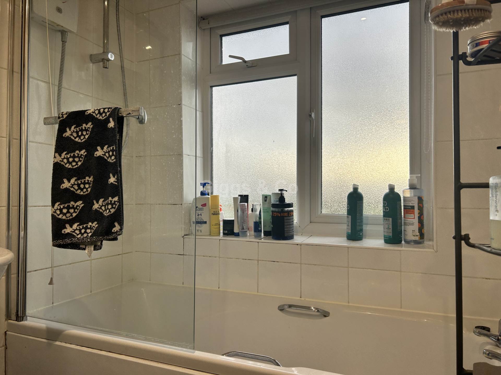 3 bed semi-detached house to rent in Village Road, Sandy 7