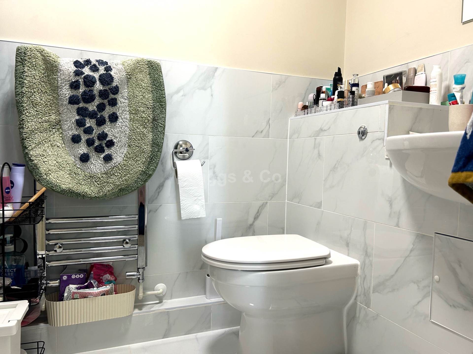 2 bed flat to rent in Hopbine Yard, St Ives 5