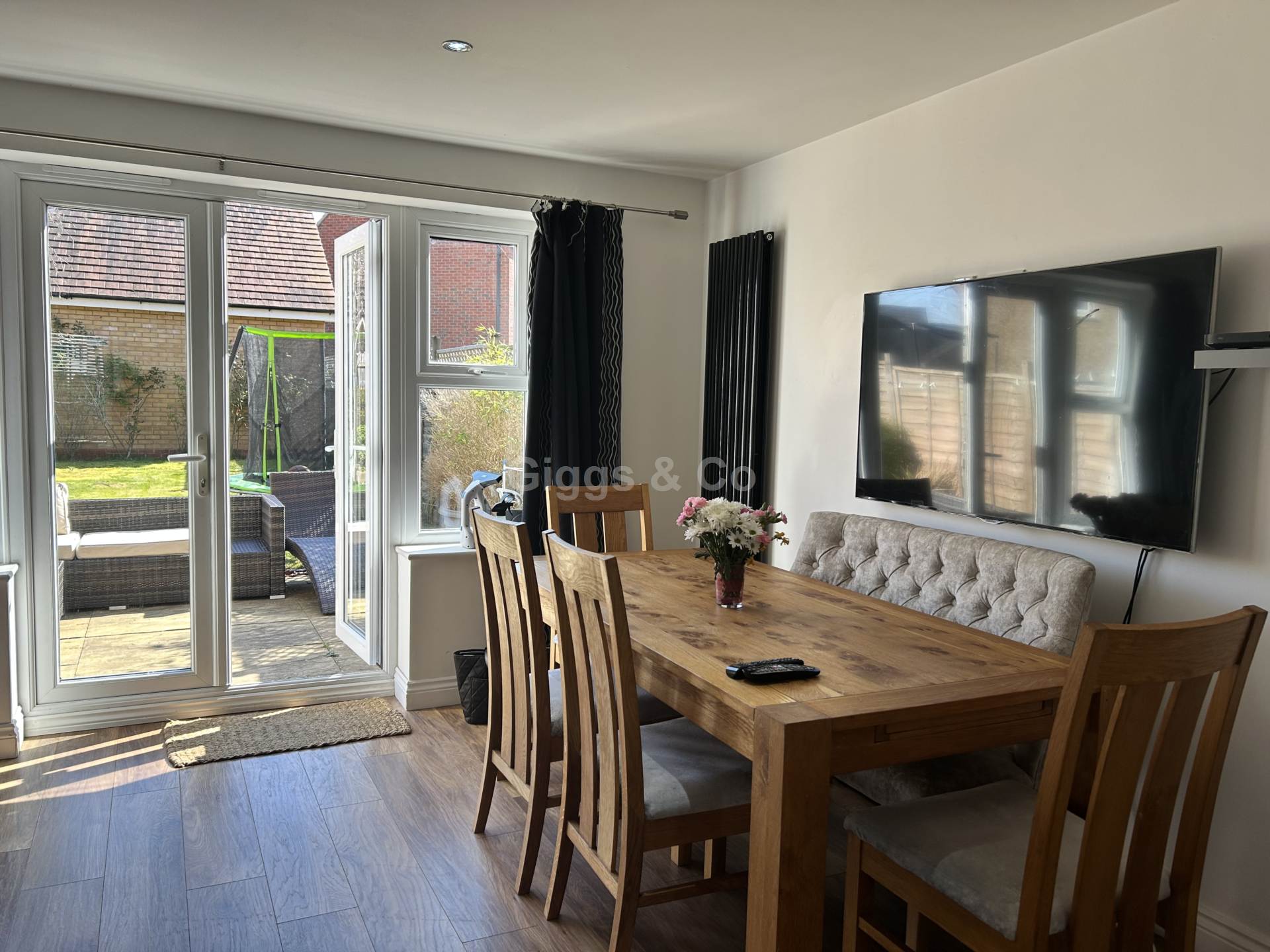 3 bed terraced house to rent in Green Walk, Cambridge 5