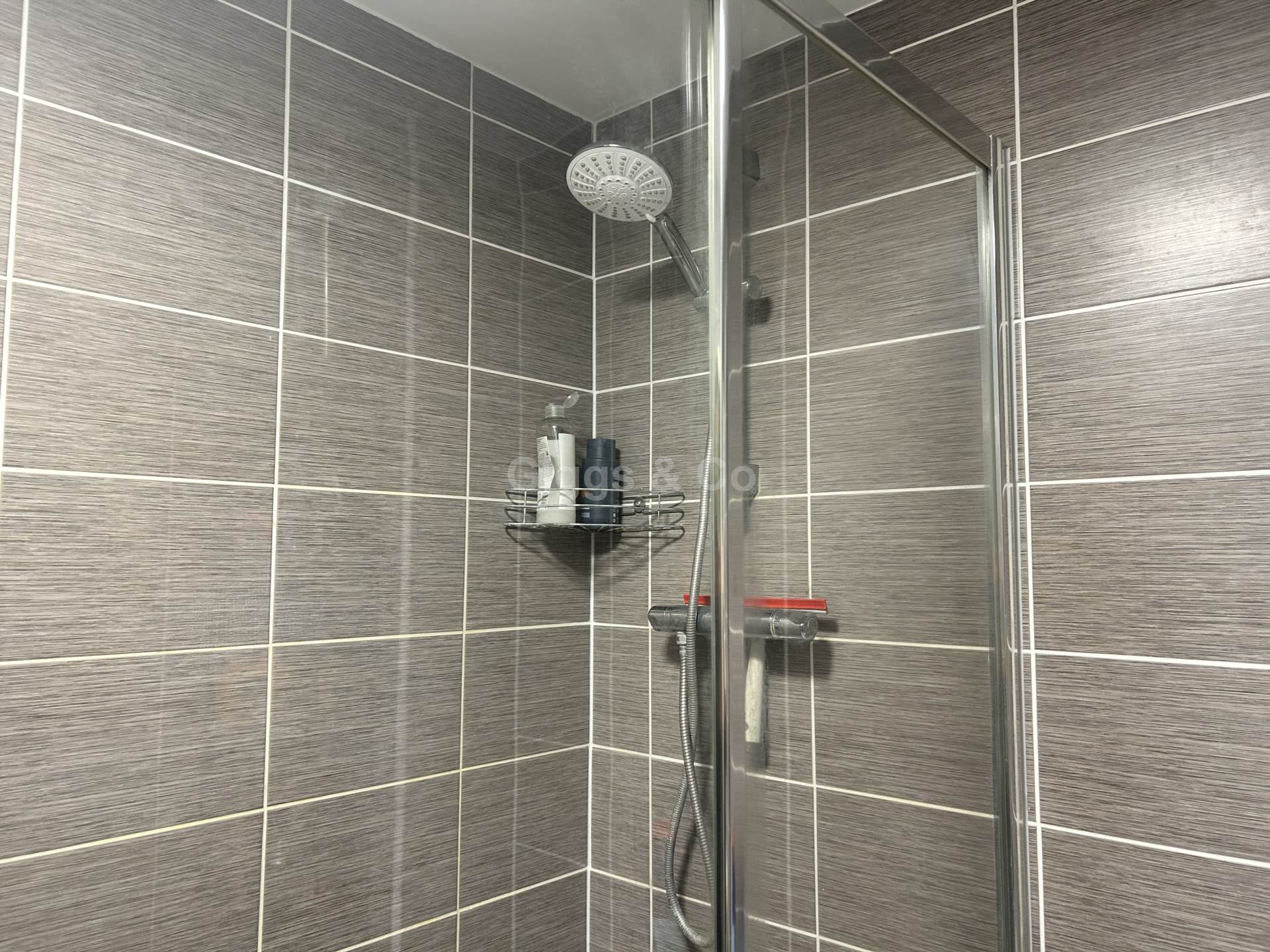 3 bed terraced house to rent in Green Walk, Cambridge 10