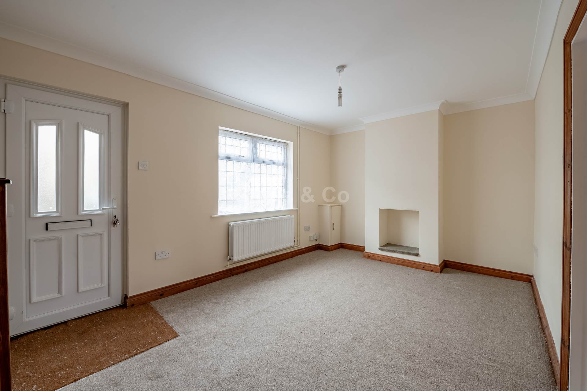 2 bed semi-detached house to rent in Ermine Street, Huntingdon  - Property Image 4