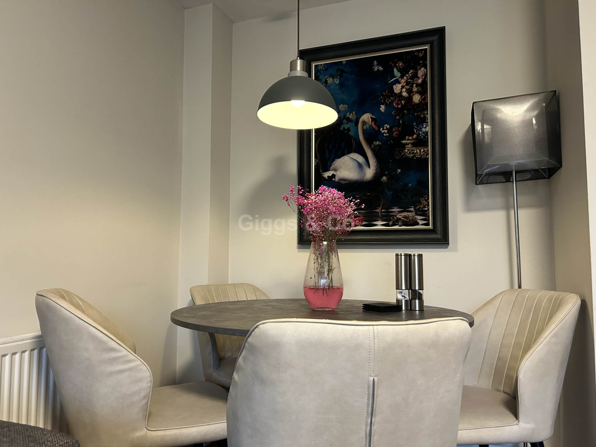 4 bed town house to rent in Linton Close, St Neots 4