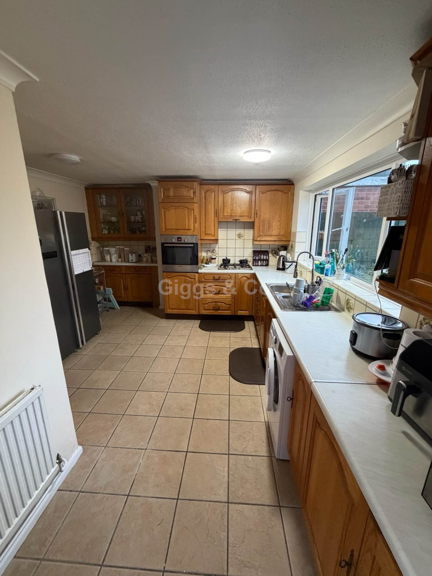 3 bed semi-detached house to rent in Longsands Road, St Neots 3