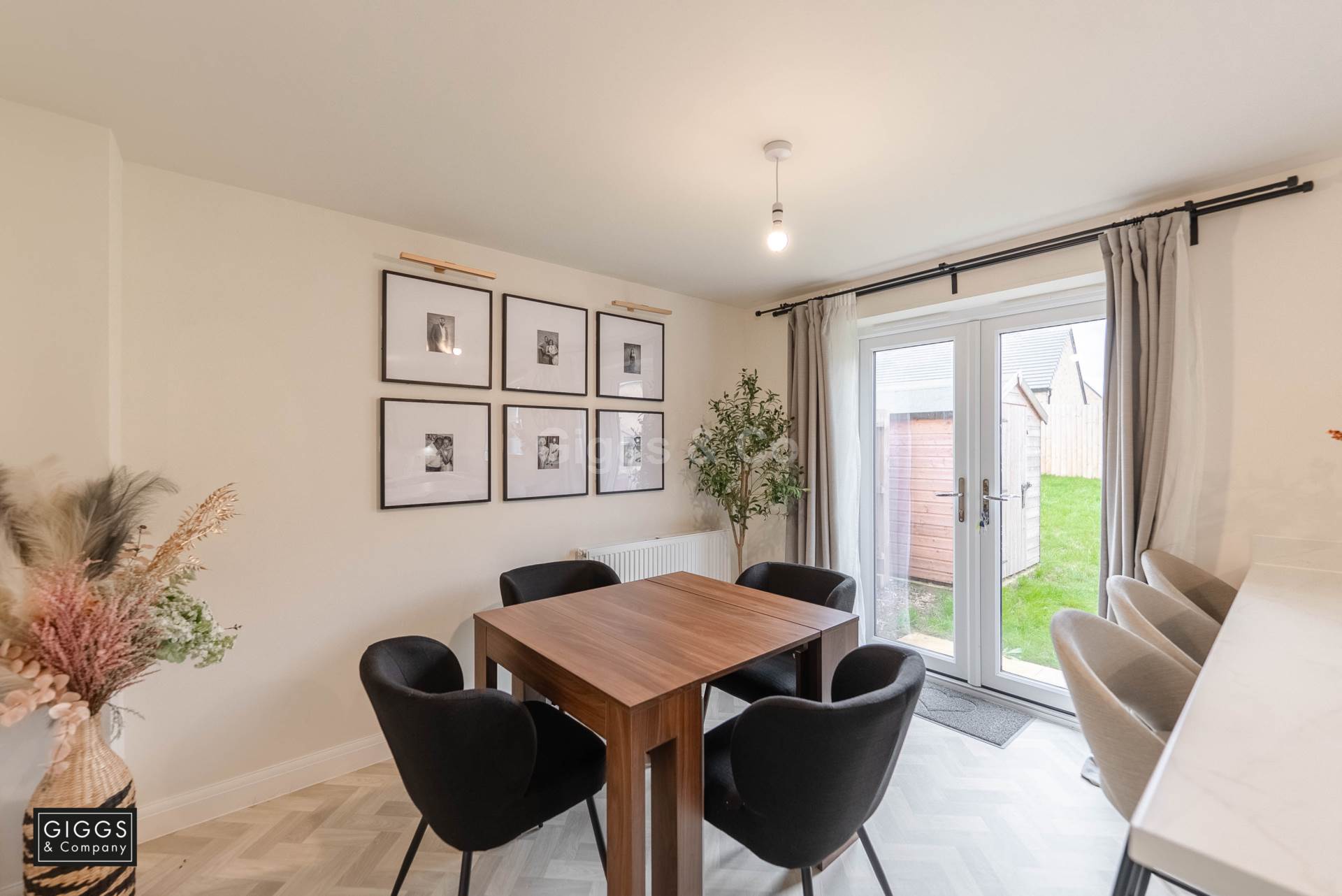 4 bed detached house to rent in St Neots Road, St Neots 3