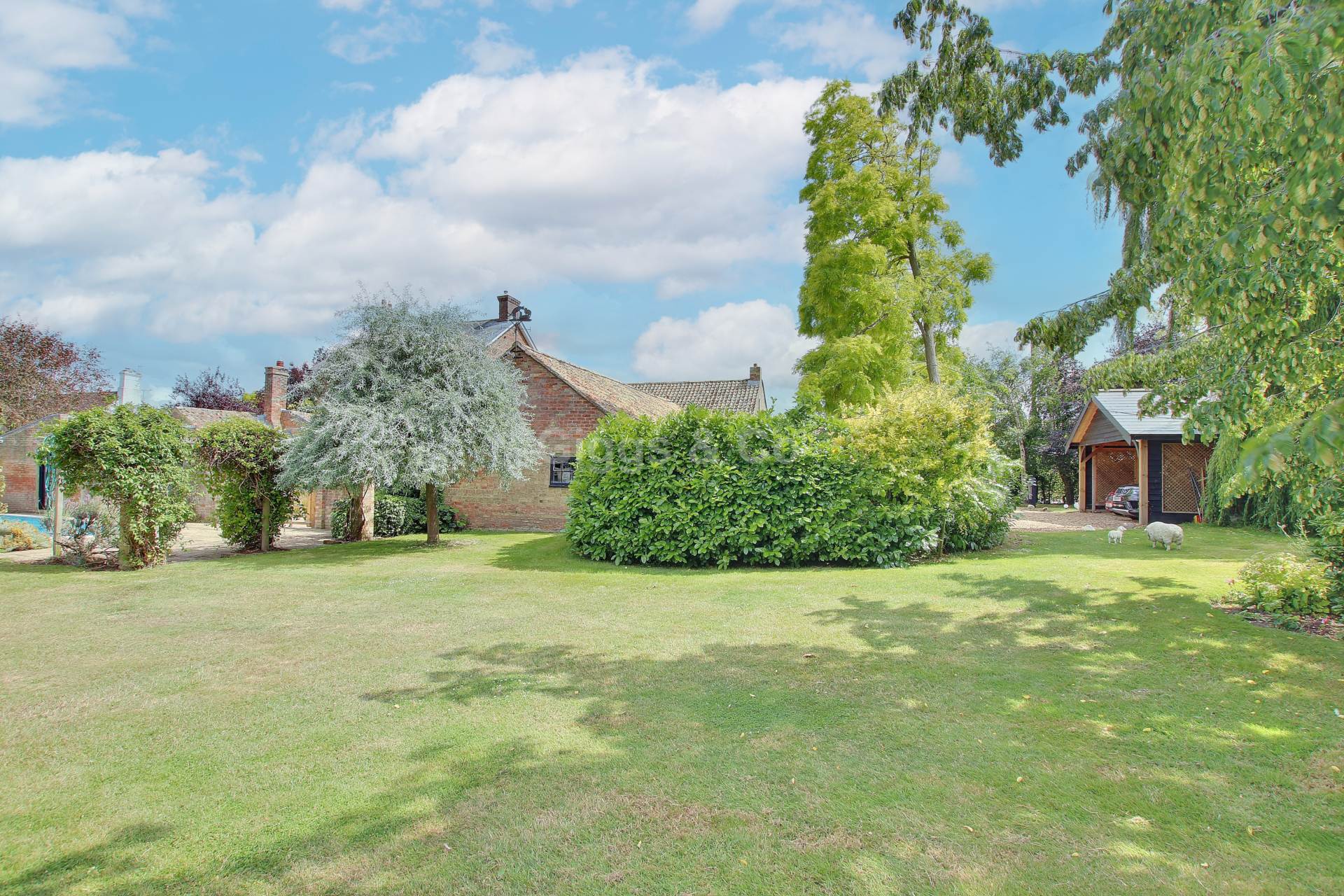 7 bed detached house to rent in Mill Road, Huntingdon  - Property Image 18