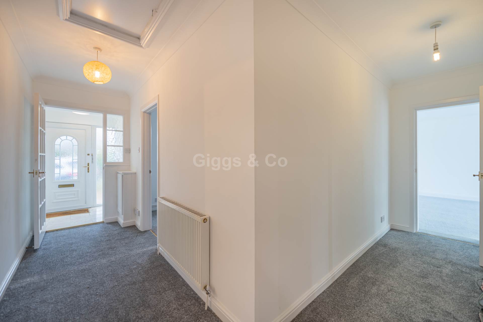 4 bed bungalow to rent in Cross Hall Road, St Neots 3