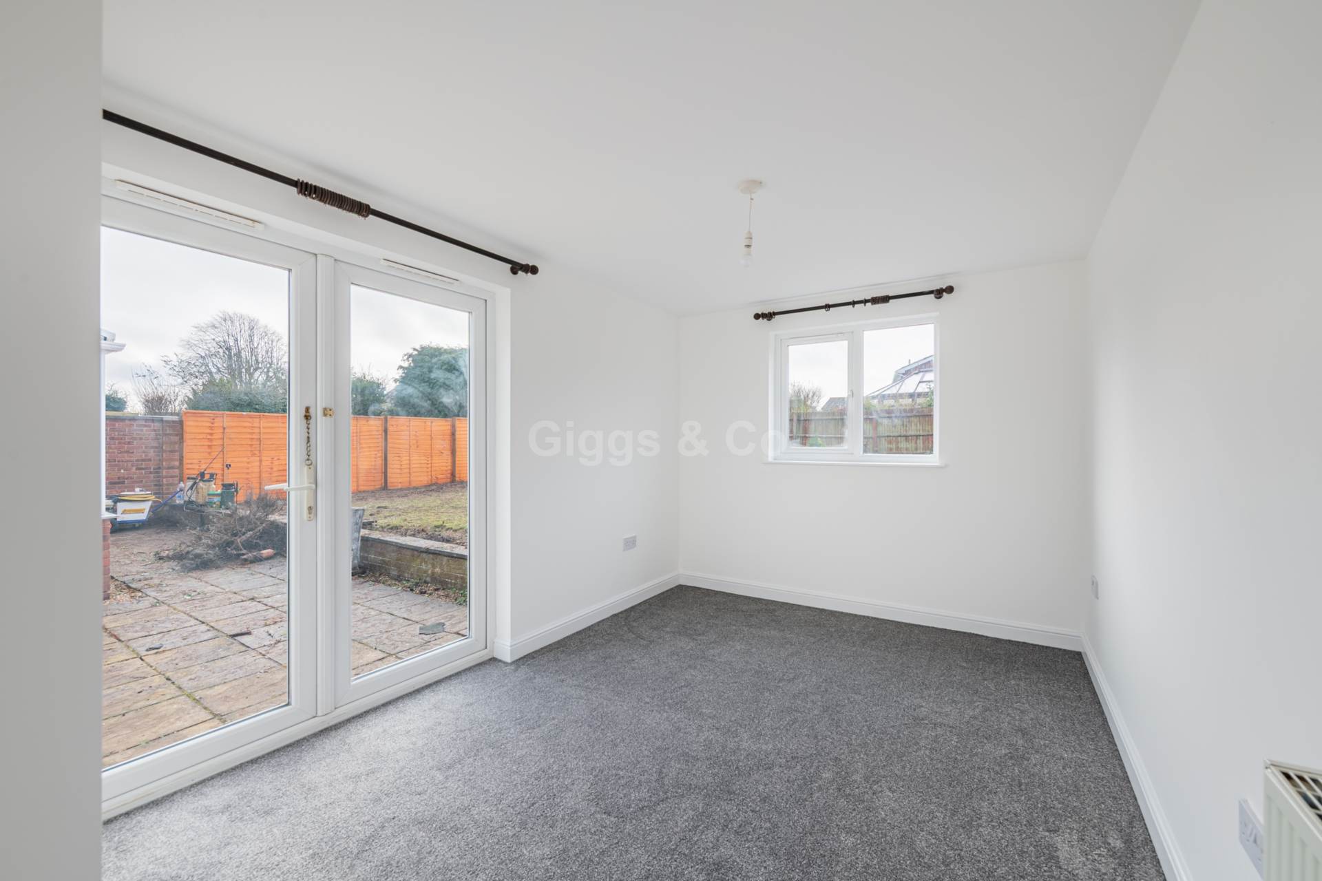 4 bed bungalow to rent in Cross Hall Road, St Neots 24