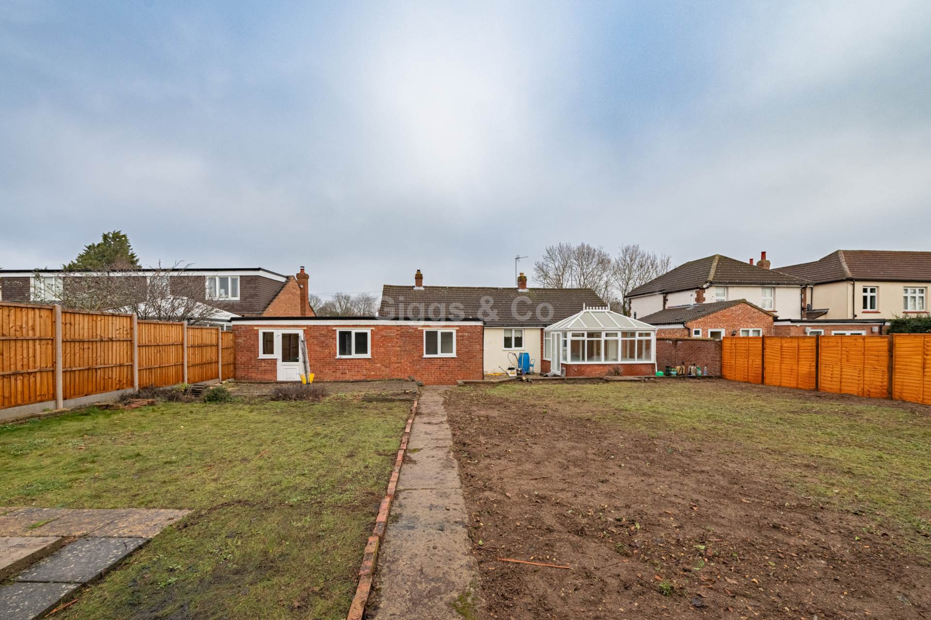 4 bed bungalow to rent in Cross Hall Road, St Neots  - Property Image 28